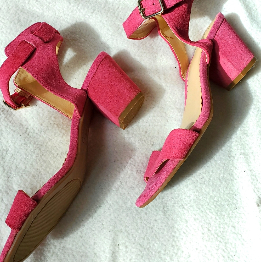 Crown & Ivy Heels